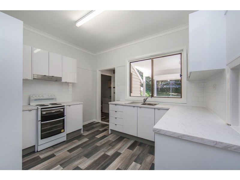 27 Palomar Parade, Wavell Heights QLD 4012