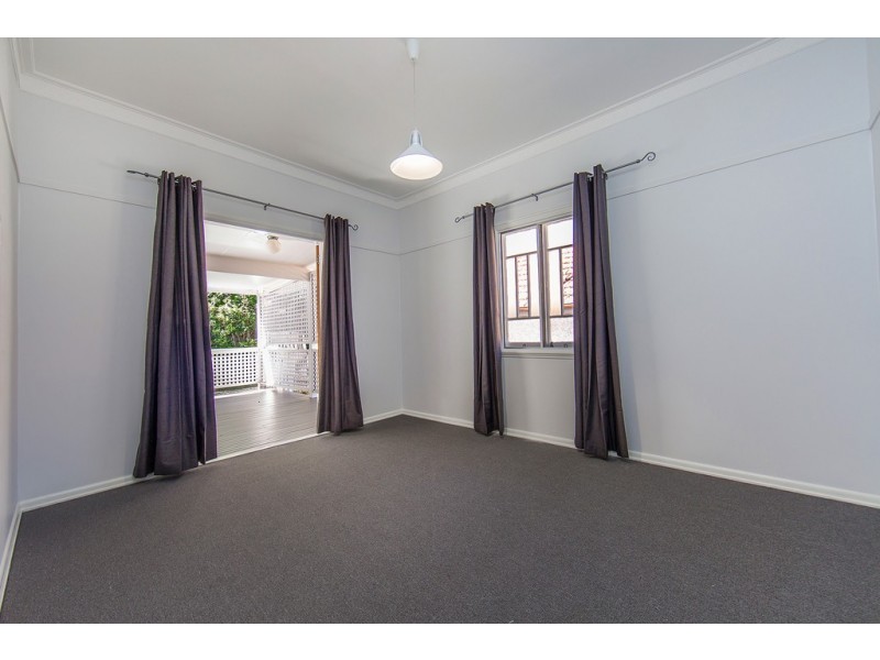 27 Palomar Parade, Wavell Heights QLD 4012