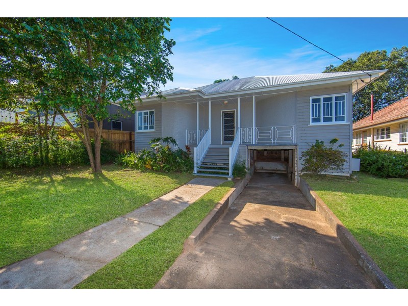 27 Palomar Parade, Wavell Heights QLD 4012