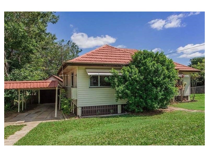 4 Centre Street, Aspley QLD 4034