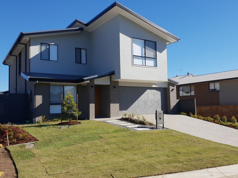 17 Flinders Street, Upper Kedron QLD 4055