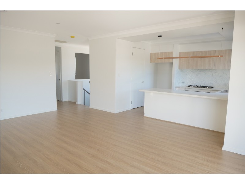 17 Flinders Street, Upper Kedron QLD 4055