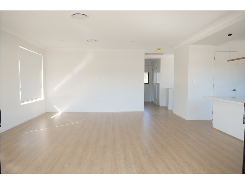 17 Flinders Street, Upper Kedron QLD 4055