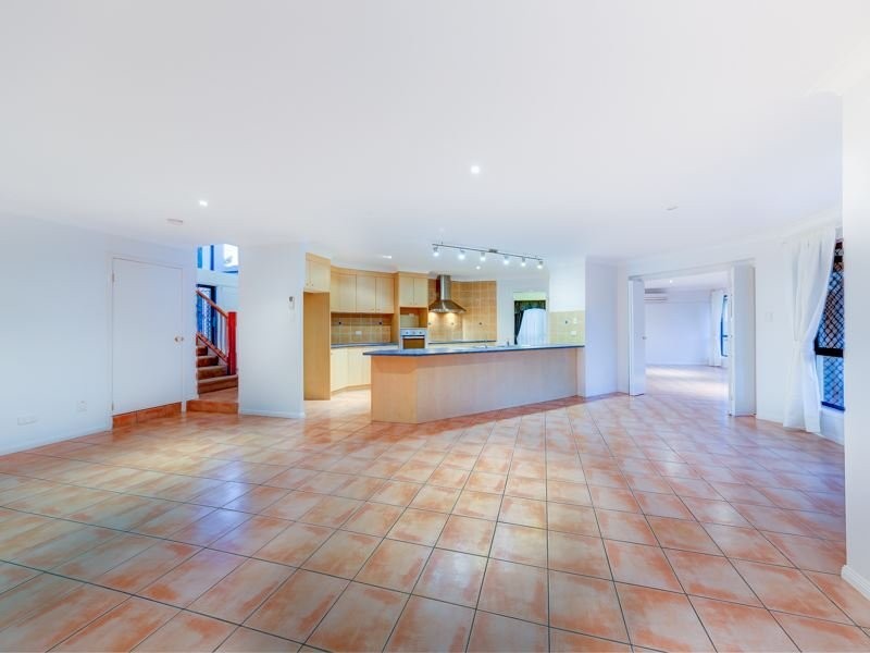 30 Palmetto Place, Bridgeman Downs QLD 4035