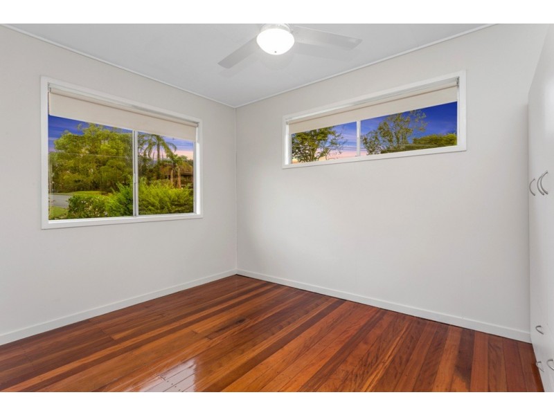 2 Coles Street, Arana Hills QLD 4054