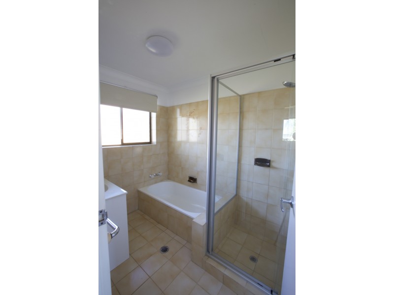 3/34 Hilltop Avenue, Chermside QLD 4032