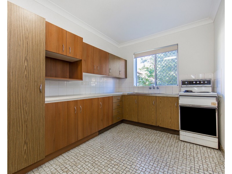 2/43 Kingsmill Street, Chermside QLD 4032