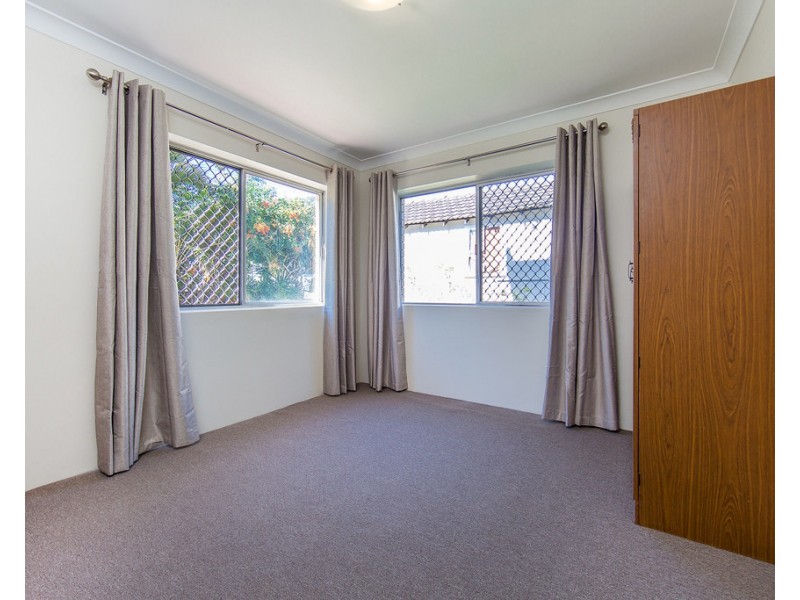 2/43 Kingsmill Street, Chermside QLD 4032