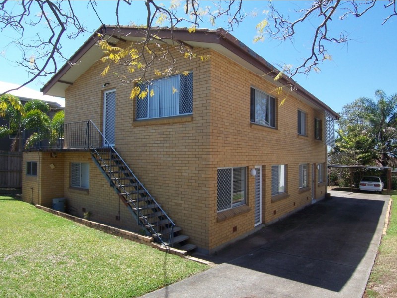 2/11 Kelso Street, Chermside QLD 4032