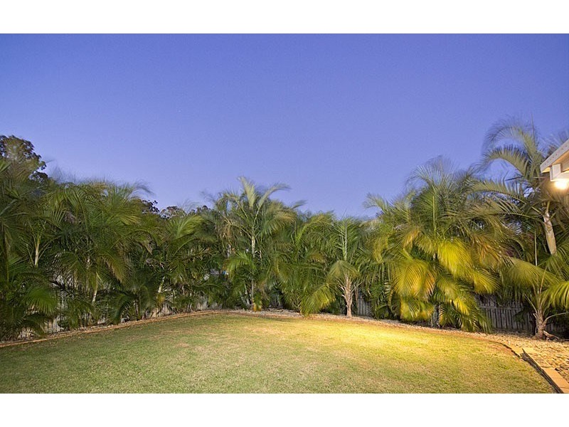 7 Glenside Place, Bridgeman Downs QLD 4035