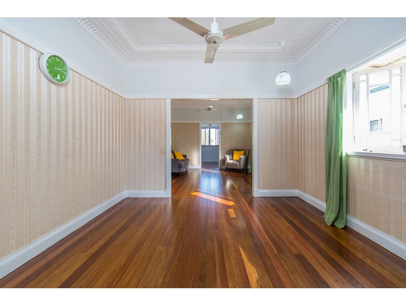 31 Brookfield Road, Kedron QLD 4031