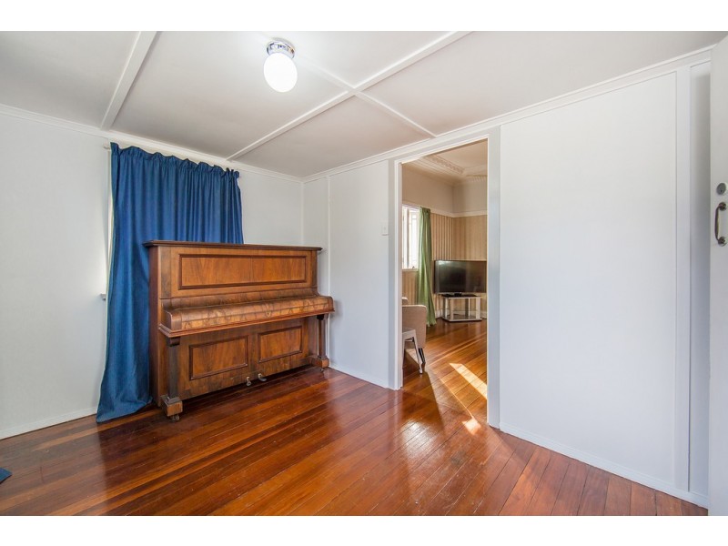 31 Brookfield Road, Kedron QLD 4031