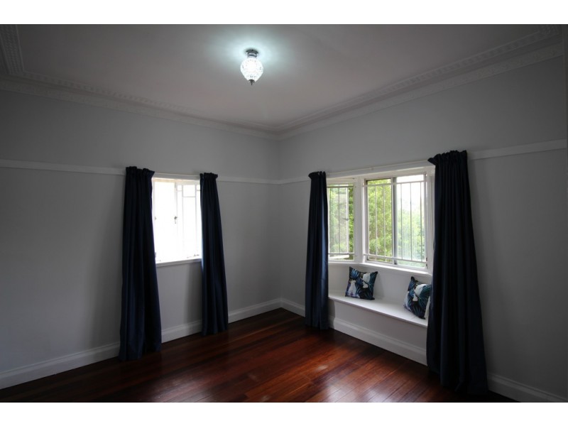 31 Brookfield Road, Kedron QLD 4031