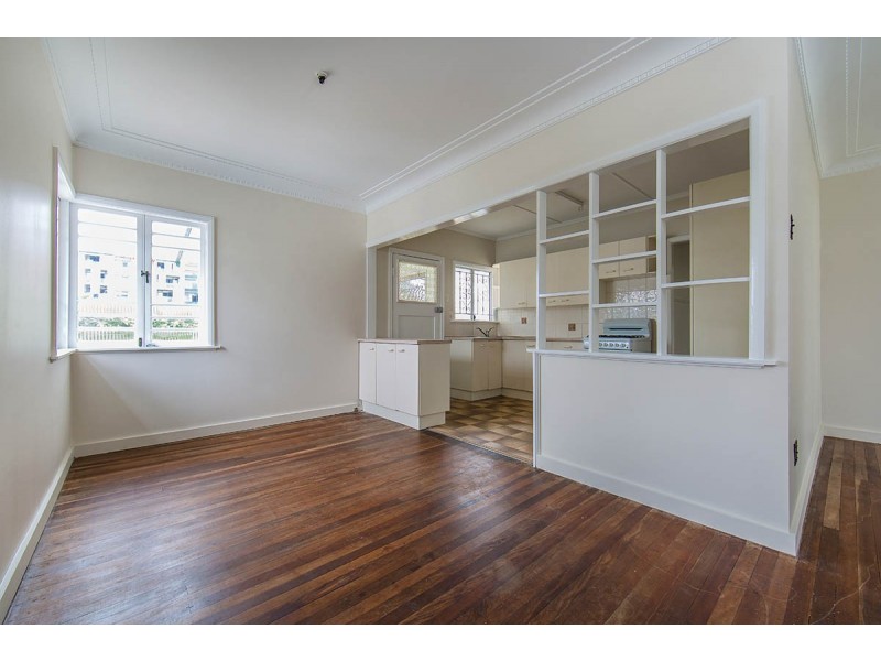 36 Curwen Terrace, Chermside QLD 4032