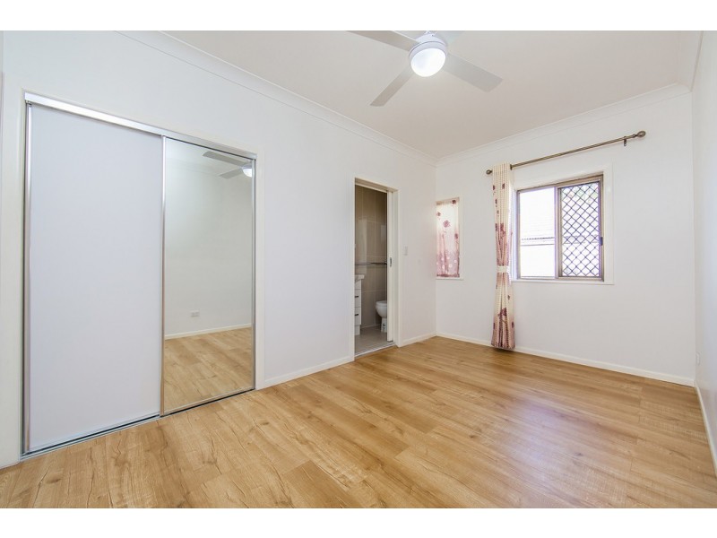 74 Corrie Street, Chermside QLD 4032