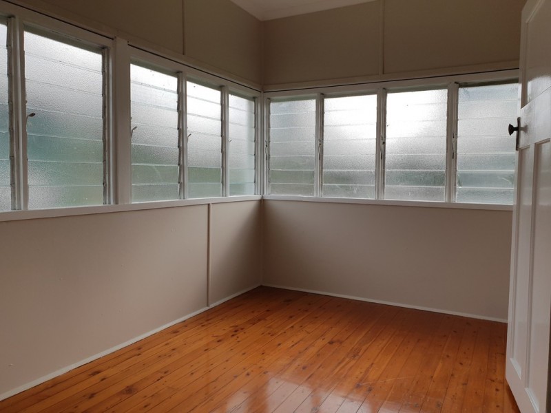 253 Earnshaw Road, Northgate QLD 4013