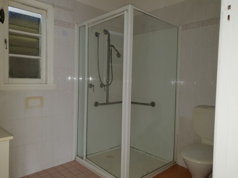 253 Earnshaw Road, Northgate QLD 4013