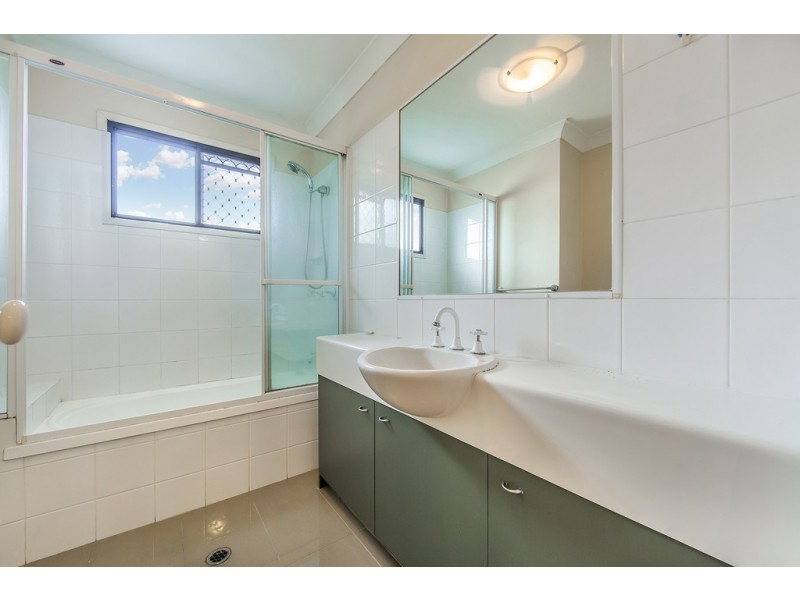 11 / 23A Ronmack Street, Chermside QLD 4032
