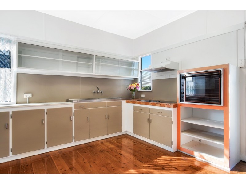 24 Nielson Street, Chermside QLD 4032