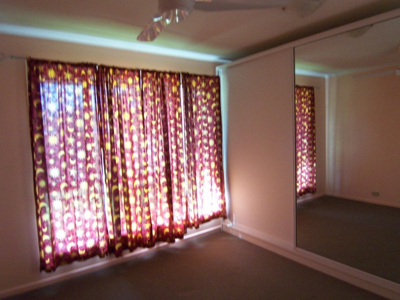 2 Neranda Court, Holland Park QLD 4121