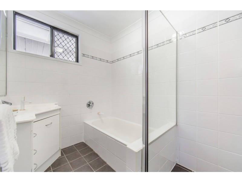 19 Kilburn Street, Chermside QLD 4032