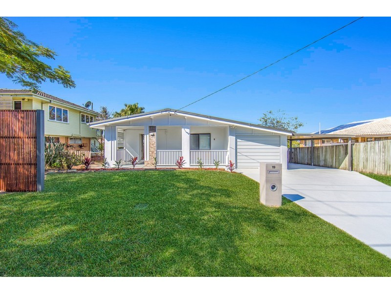 19 Kilburn Street, Chermside QLD 4032