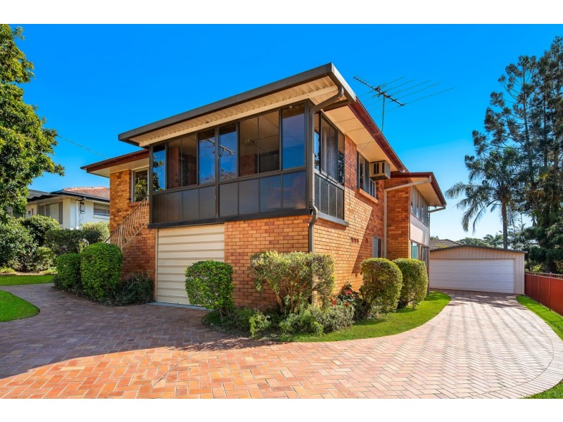 23 Pacific Street, Chermside West QLD 4032