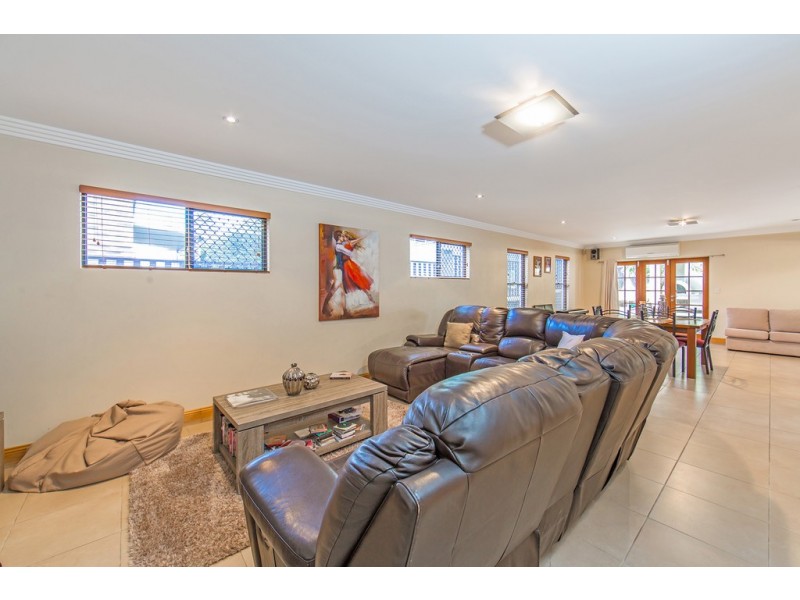 20 Sparkes Street, Chermside QLD 4032