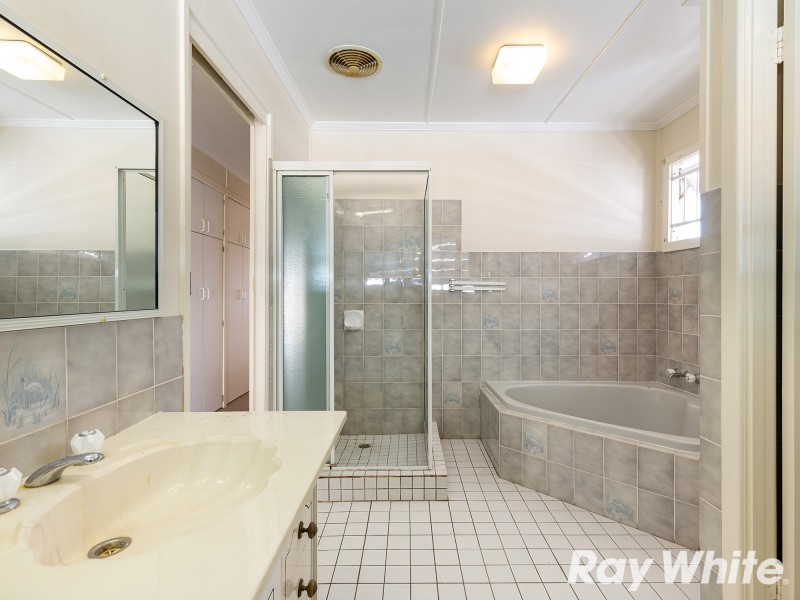 26 Lindale Street, Chermside West QLD 4032