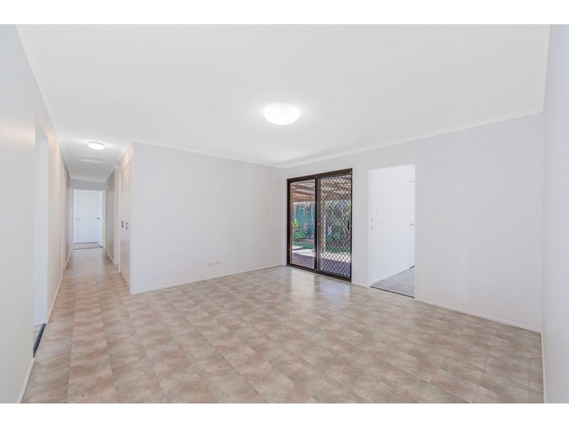 78 Hedge Street, Strathpine QLD 4500
