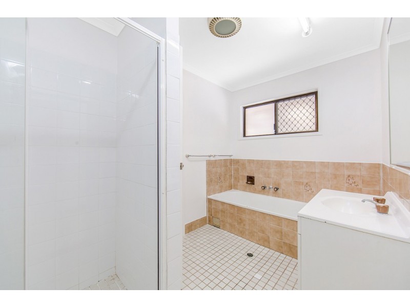 78 Hedge Street, Strathpine QLD 4500