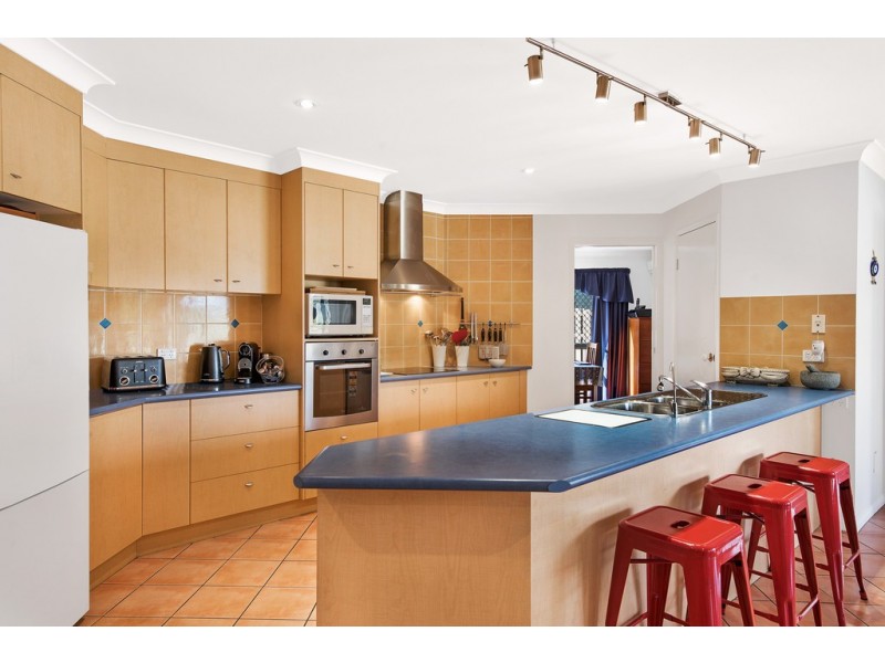 30 Palmetto Place, Bridgeman Downs QLD 4035