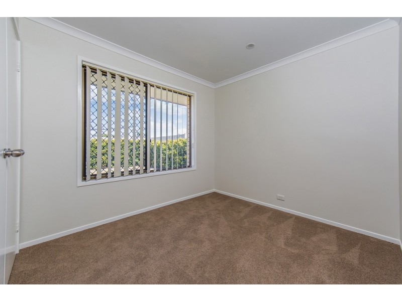 17 Sutherland Drive, Strathpine QLD 4500