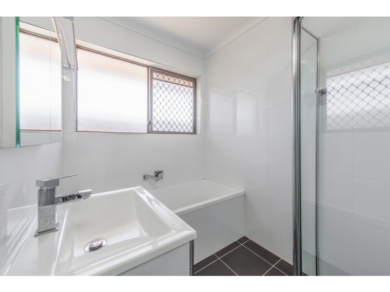 17 Sutherland Drive, Strathpine QLD 4500