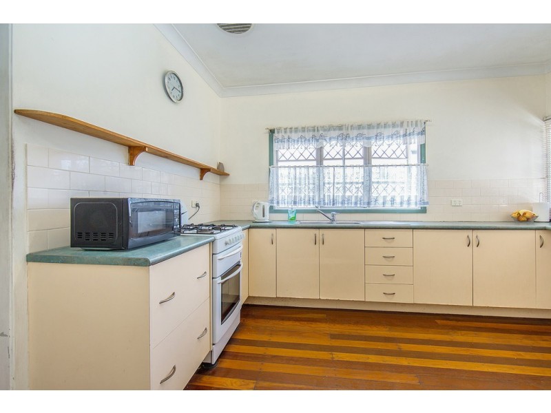 6 Macedon Street, Wavell Heights QLD 4012