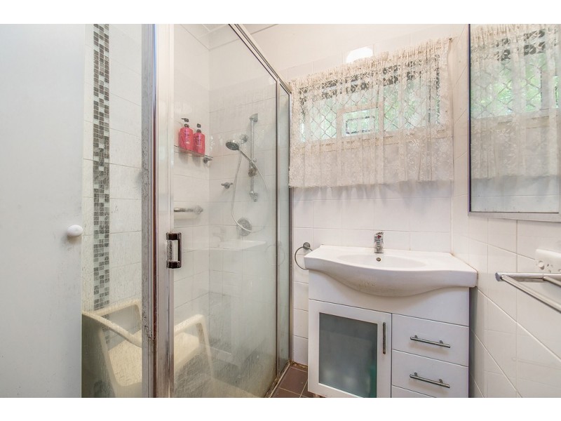 6 Macedon Street, Wavell Heights QLD 4012