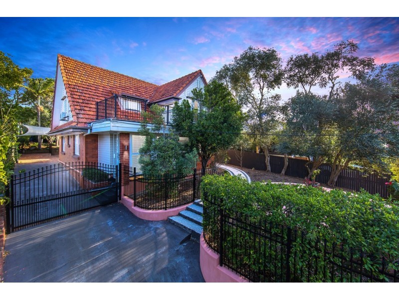 186 Rode Road, Wavell Heights QLD 4012