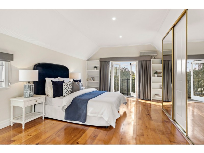 186 Rode Road, Wavell Heights QLD 4012