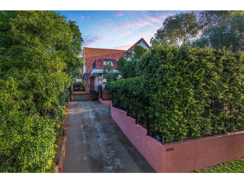 186 Rode Road, Wavell Heights QLD 4012