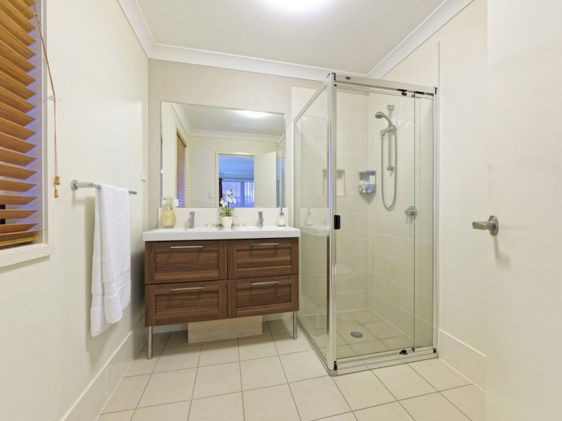 13 Wyatt Crescent, Mango Hill QLD 4509