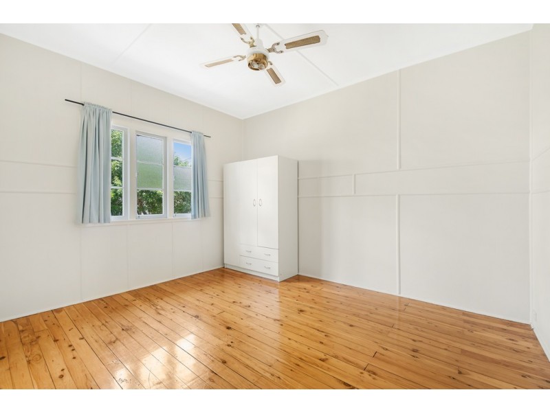 17 Newman Road, Wavell Heights QLD 4012