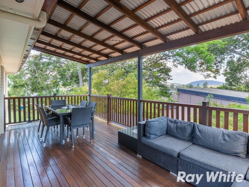 8 Pathara Crescent, Ferny Hills QLD 4055