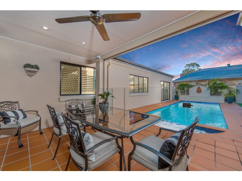 10 Flametree Street, Bridgeman Downs QLD 4035