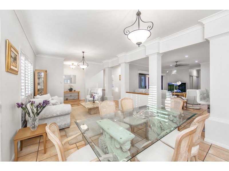 10 Flametree Street, Bridgeman Downs QLD 4035