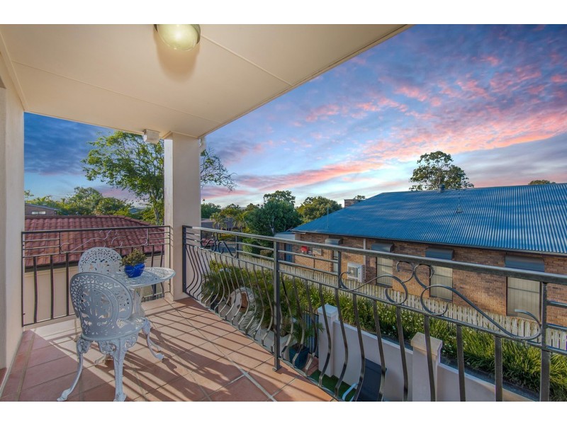 10 Flametree Street, Bridgeman Downs QLD 4035