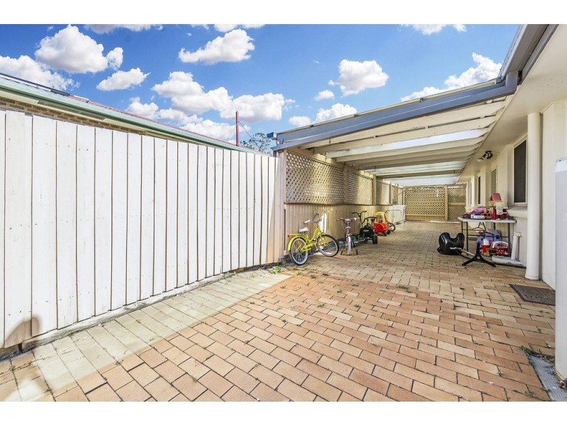 31 Chateau Street, Carseldine QLD 4034
