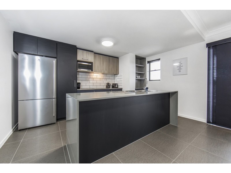 301/39 Thomas Street, Chermside QLD 4032