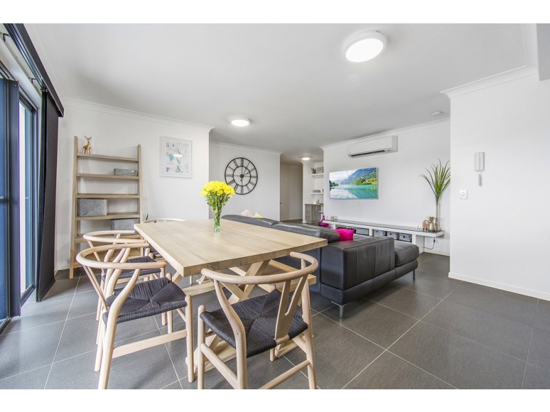 301/39 Thomas Street, Chermside QLD 4032
