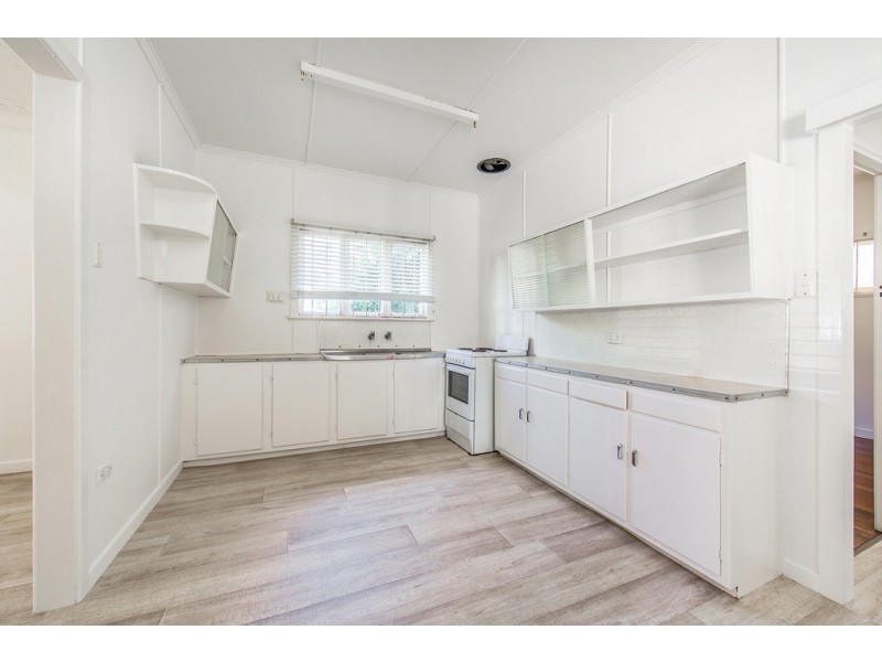 34 Playfield Street, Chermside QLD 4032