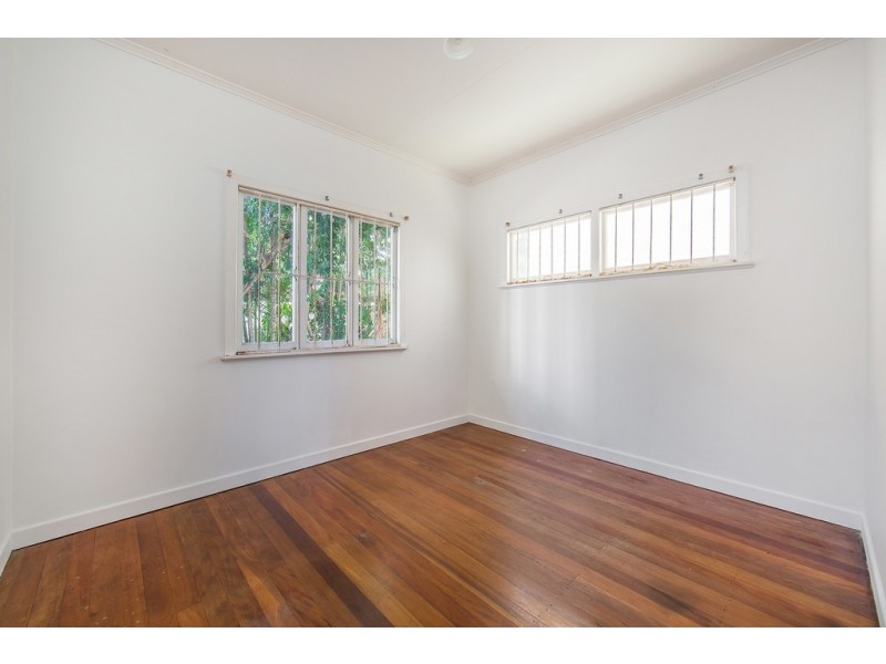 34 Playfield Street, Chermside QLD 4032